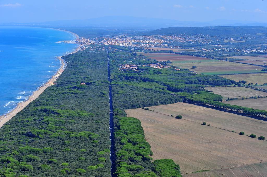 Hotel Aurora San Vincenzo Buitenkant foto